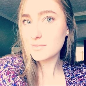 Meet your Posher, Madelyn